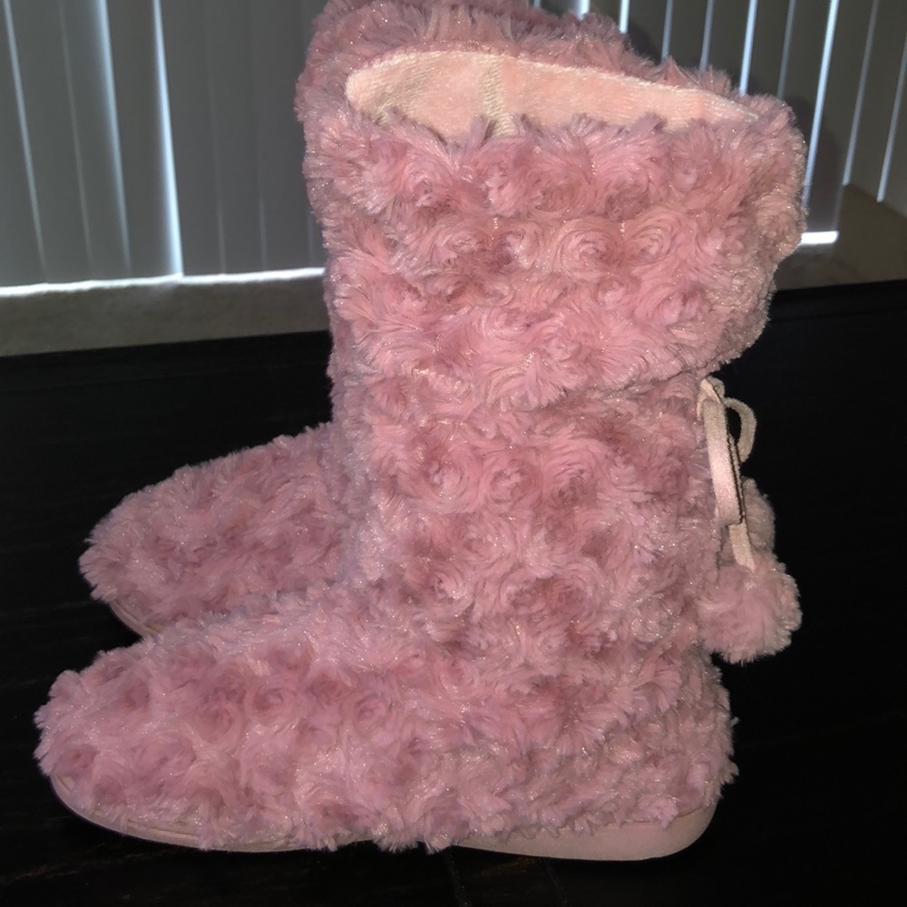 Avon Slippers